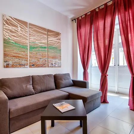 Spacious And Bright 3 Bedroom Gzira