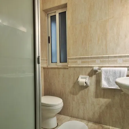 Spacious And Bright 3 Bedroom